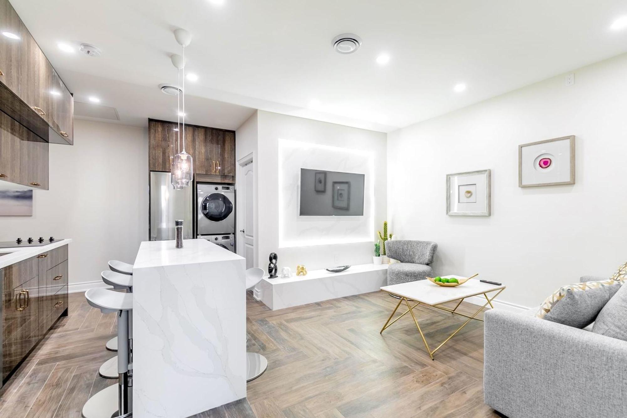 Modern Pet-Friendly Chinatown Apartment Toronto Dış mekan fotoğraf