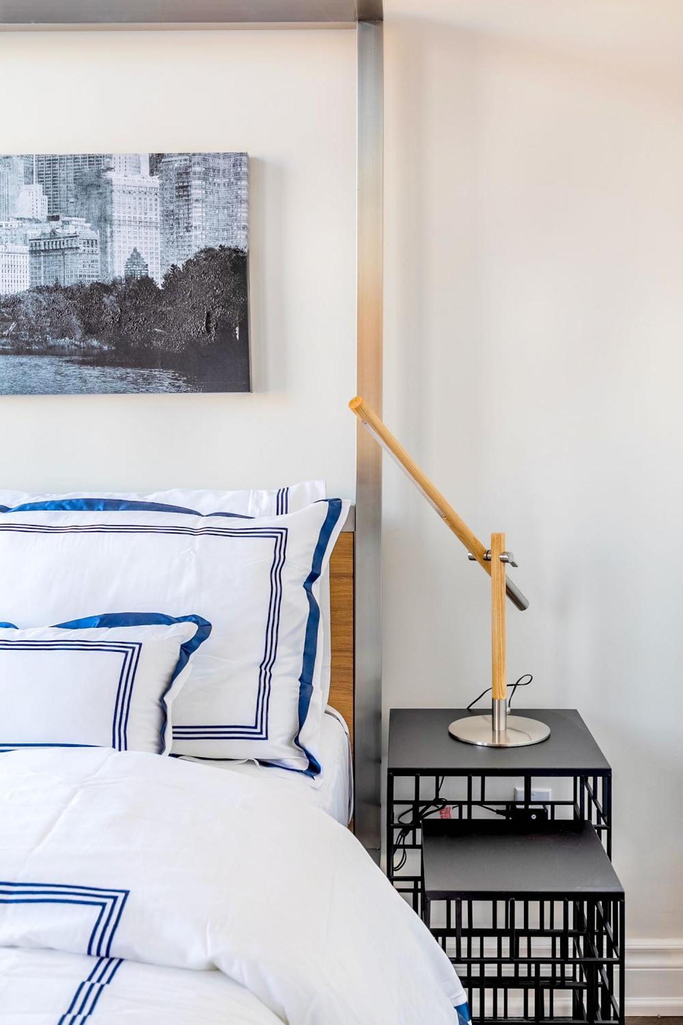 Modern Pet-Friendly Chinatown Apartment Toronto Dış mekan fotoğraf