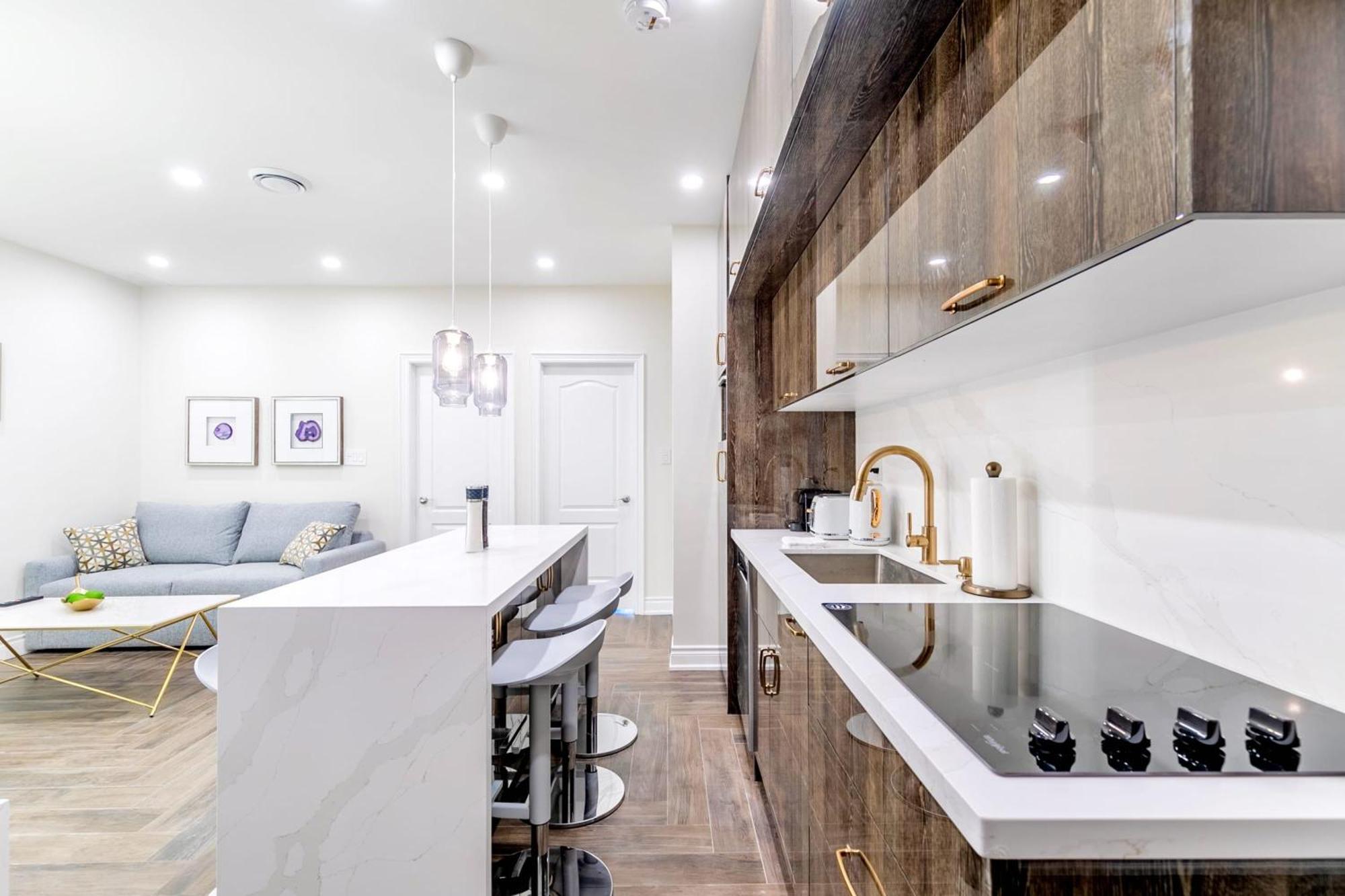 Modern Pet-Friendly Chinatown Apartment Toronto Dış mekan fotoğraf