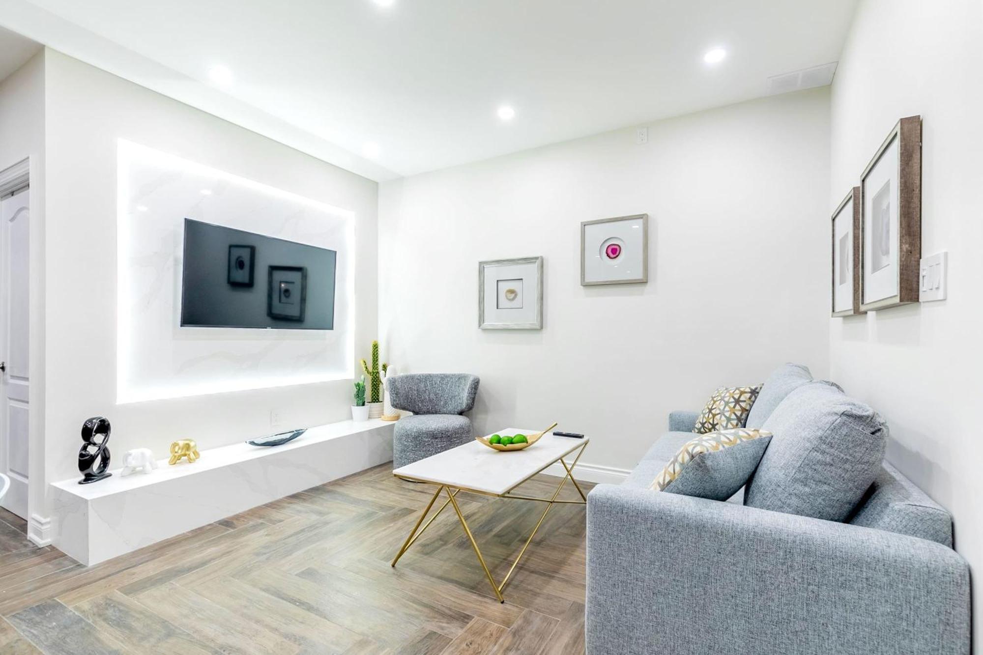 Modern Pet-Friendly Chinatown Apartment Toronto Dış mekan fotoğraf